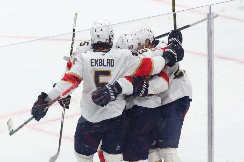 NHL free agency tracker: GMs busy with moves before opening day