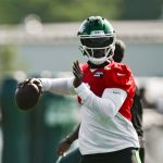 Jets’ backup QB out for rest of preseason after knee procedure