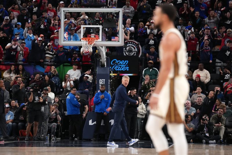 Steve Kerr ejected in Warriors’ loss to Clippers