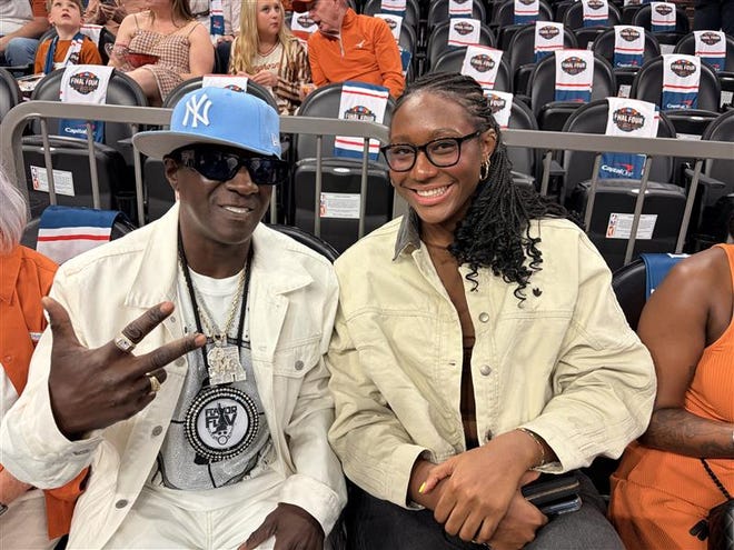 Diana Taurasi, Flavor Flav, Paige Bueckers among celebrities at Women’s Final Four